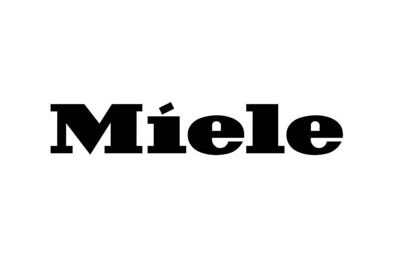 Miele in The Crossings